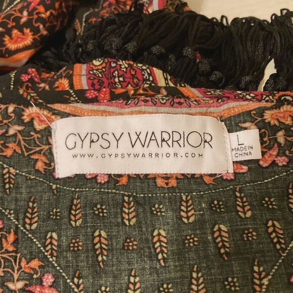 GYPSY WARRIOR Fringe Boho Mandala Black Burgundy Crop Top Blouse Large - Picture 10 of 10